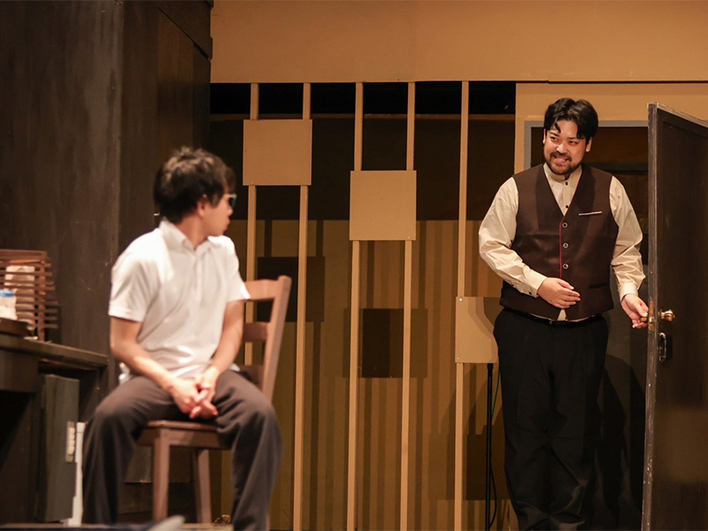 プロトテアトル